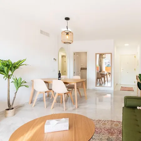 Holiday Apartment Marbella Διαμέρισμα *